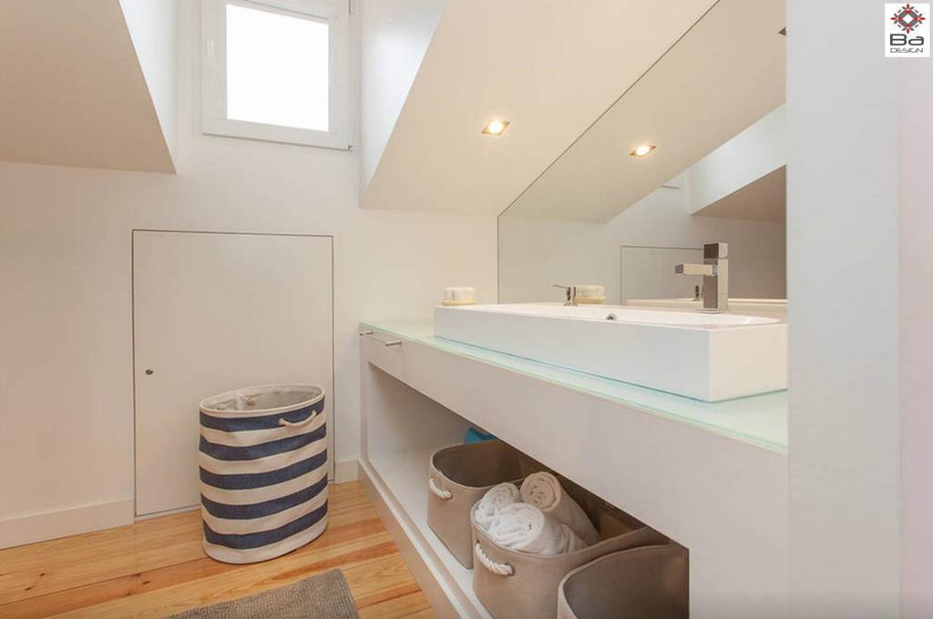 Design Duplex Apartment Ba/ Chiado Lisbon Ruang foto