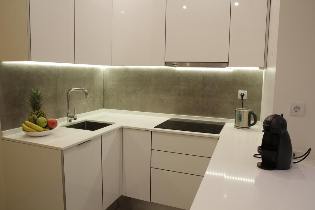Design Duplex Apartment Ba/ Chiado Lisbon Ruang foto