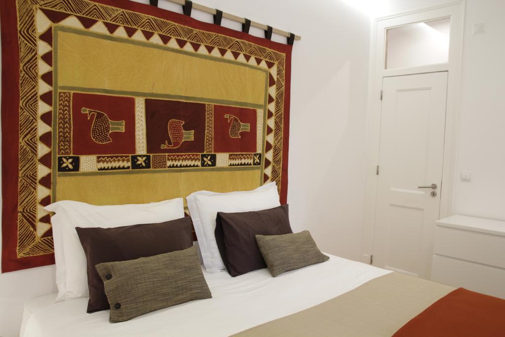Design Duplex Apartment Ba/ Chiado Lisbon Ruang foto