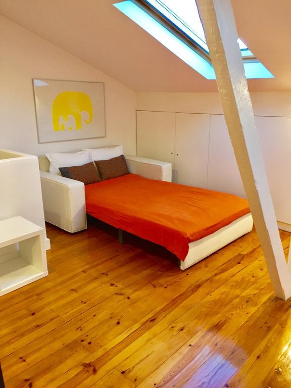 Design Duplex Apartment Ba/ Chiado Lisbon Bagian luar foto